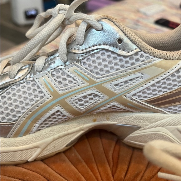 Asics Runners - Picture 6 of 7